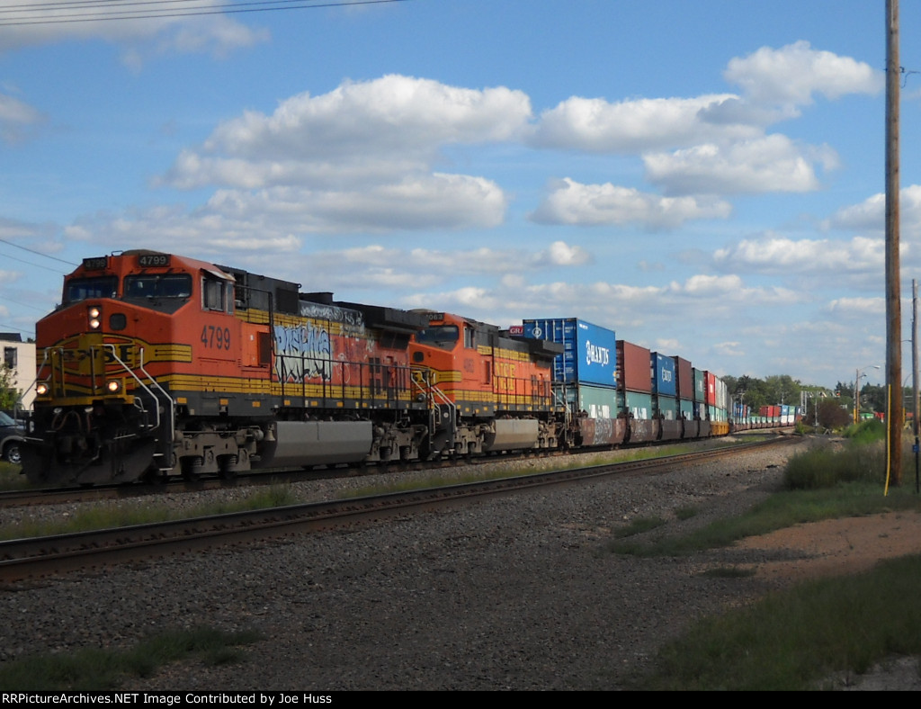 BNSF 4799 West